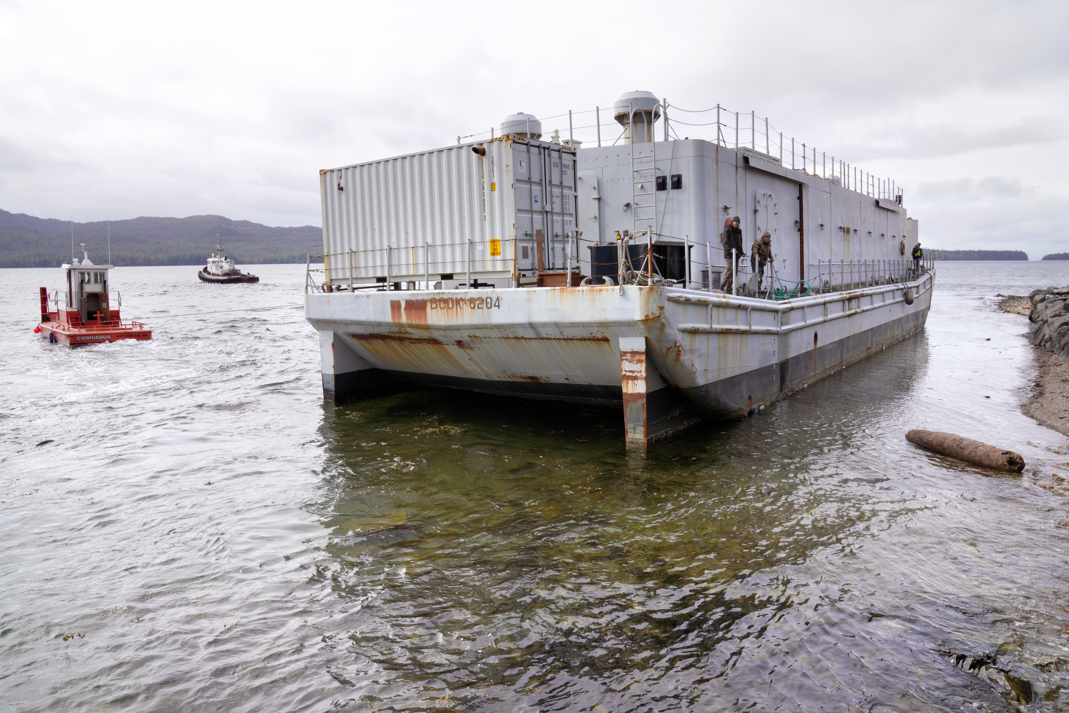 Barge refloat 033022 02